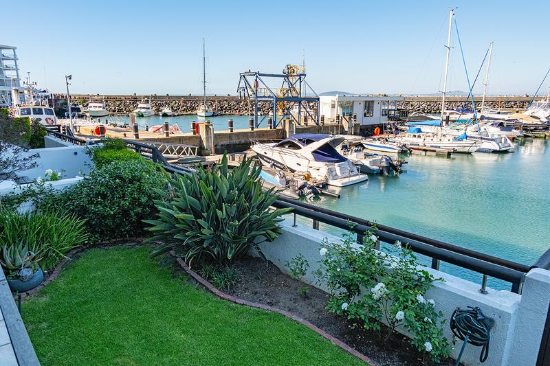 2 Bedroom Property for Sale in Mouille Point Western Cape